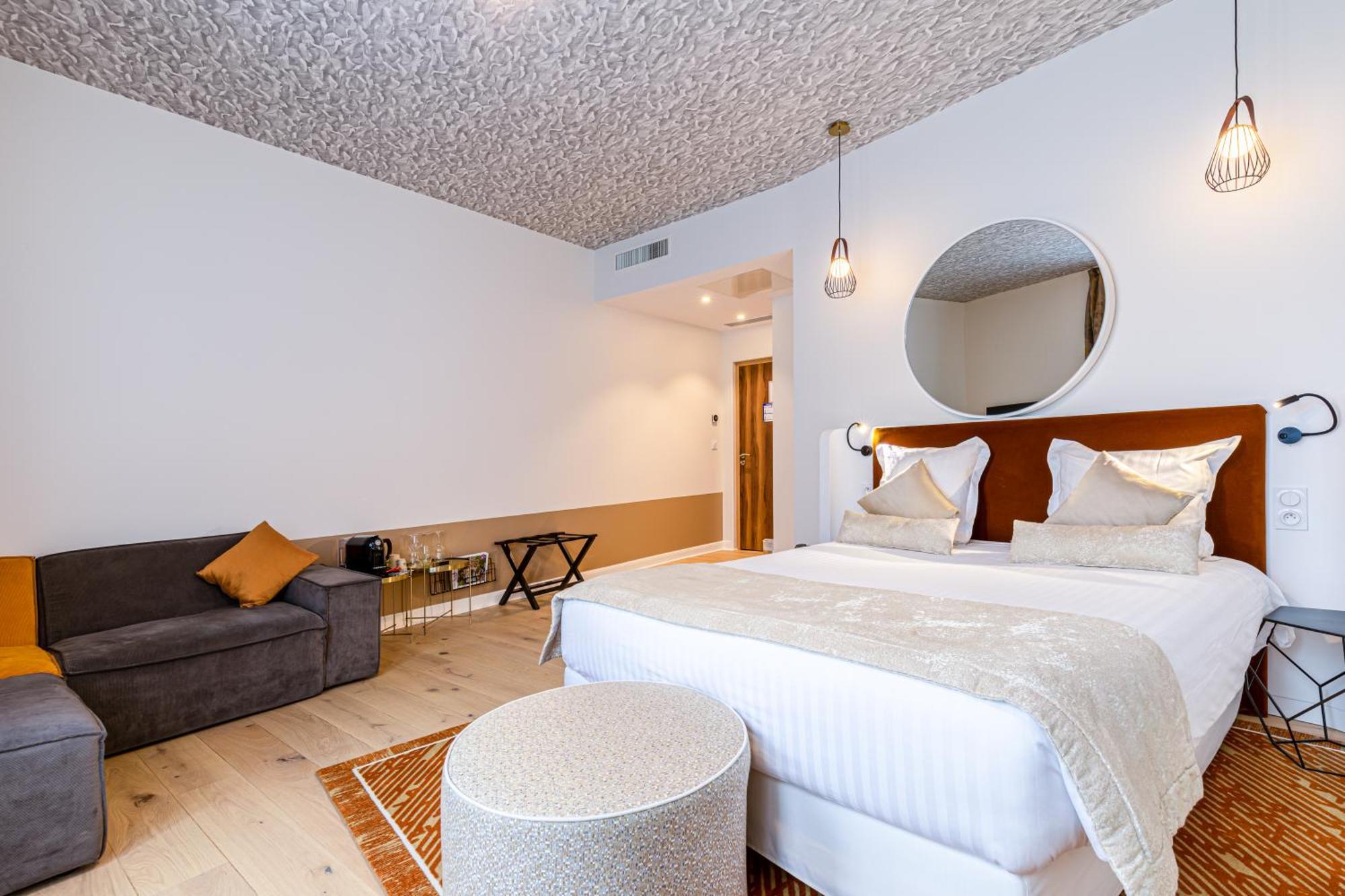 Hotel Le Saint Gelais Ангулем Экстерьер фото