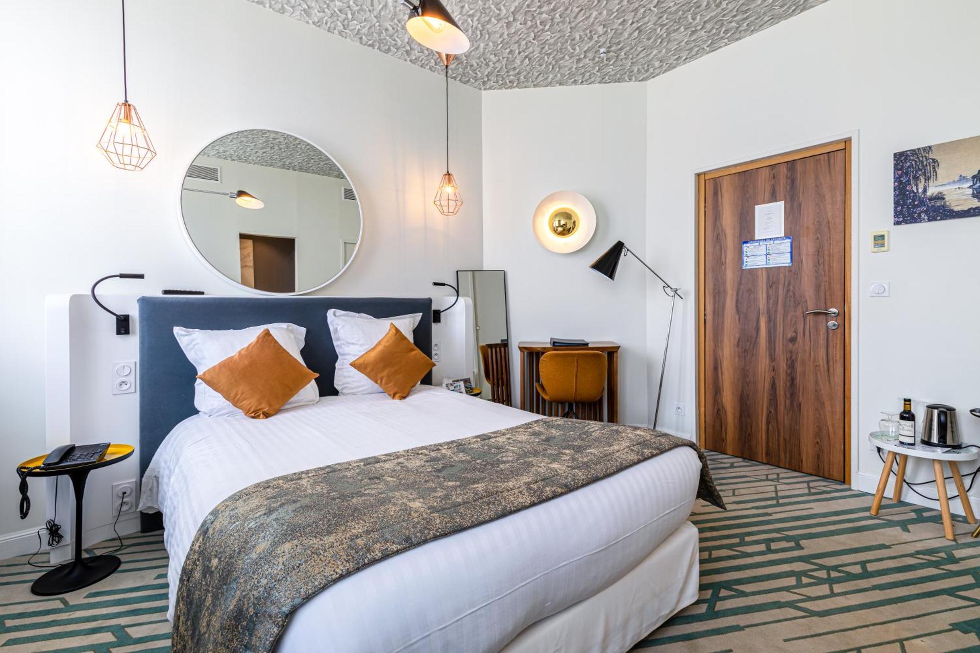 Hotel Le Saint Gelais Ангулем Экстерьер фото