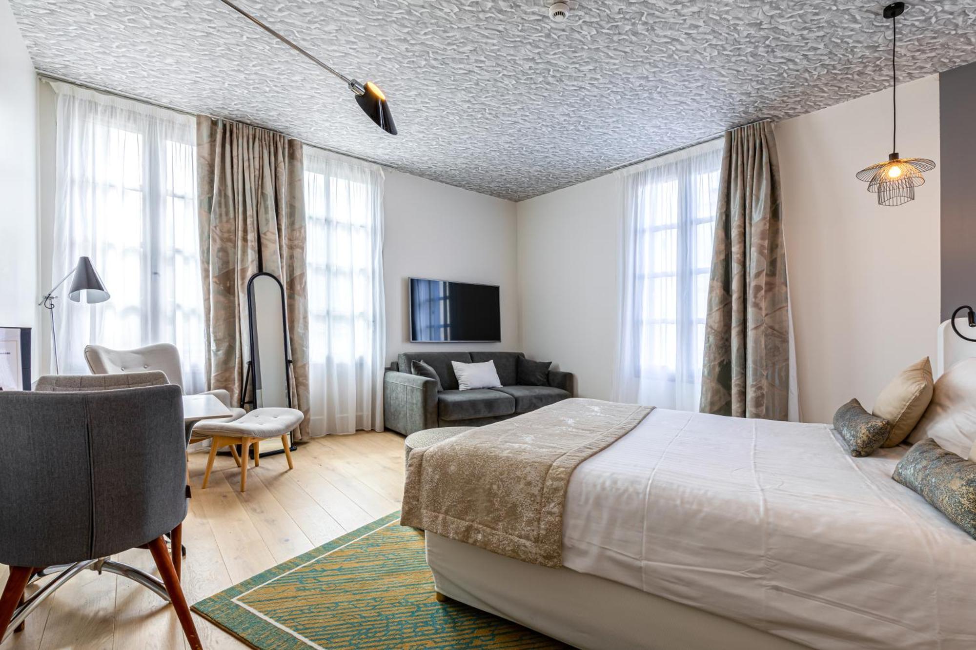 Hotel Le Saint Gelais Ангулем Экстерьер фото